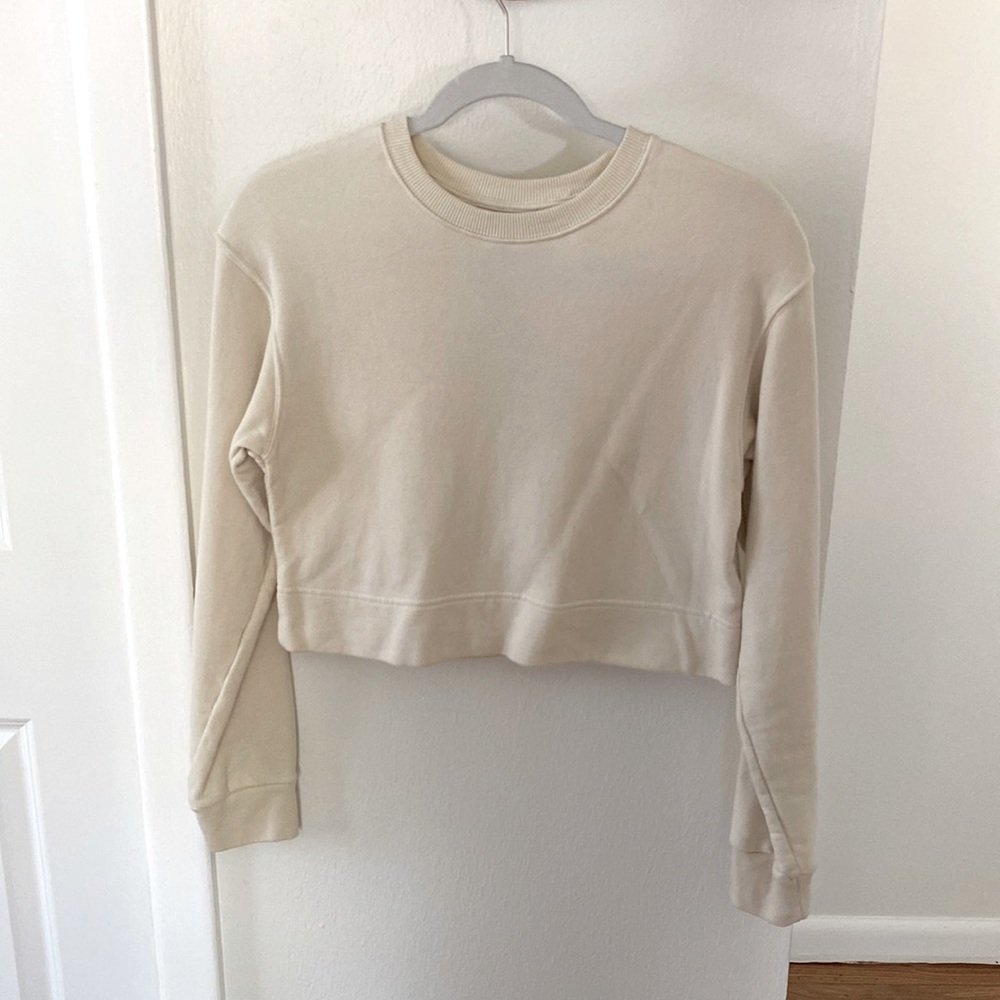 KOTN Cropped Sweatshirt in Alabaster